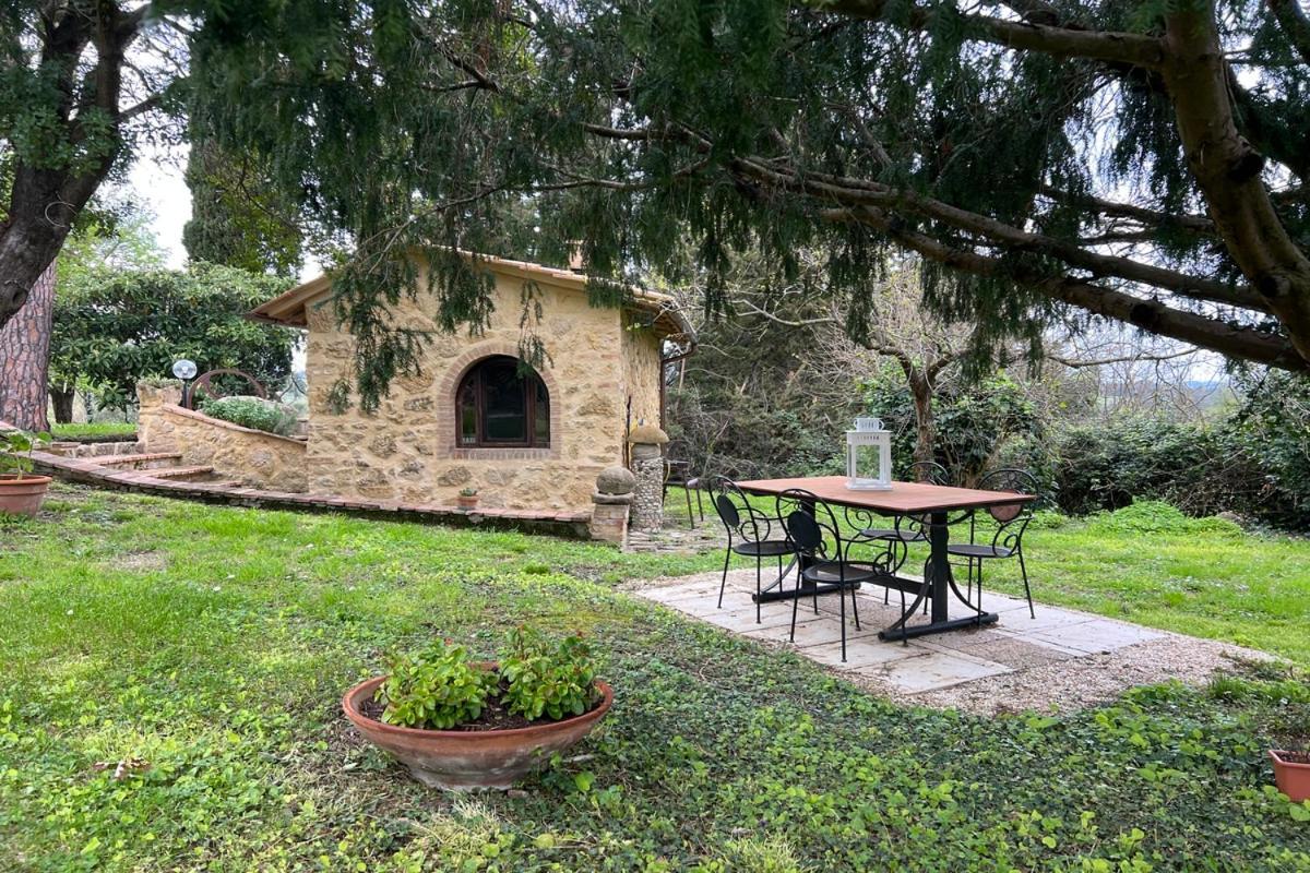 Podere Mona Pomarance Exterior photo